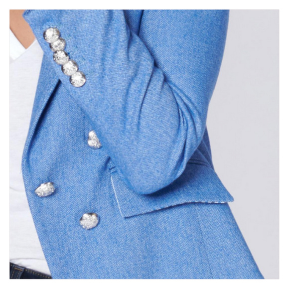 SOLD ON AKZNYC - Picture 5 of 8